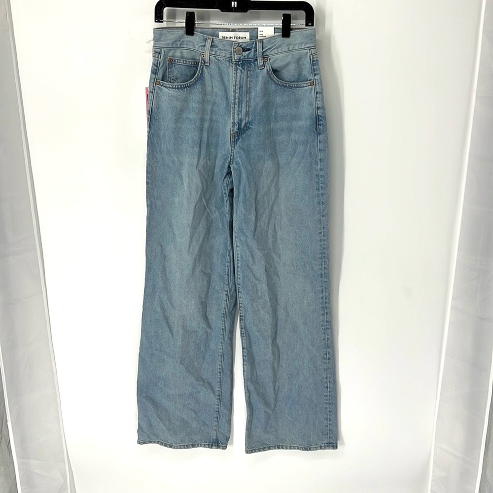Denim forum NWT women’s Farrah wide leg featherweight jeans 27